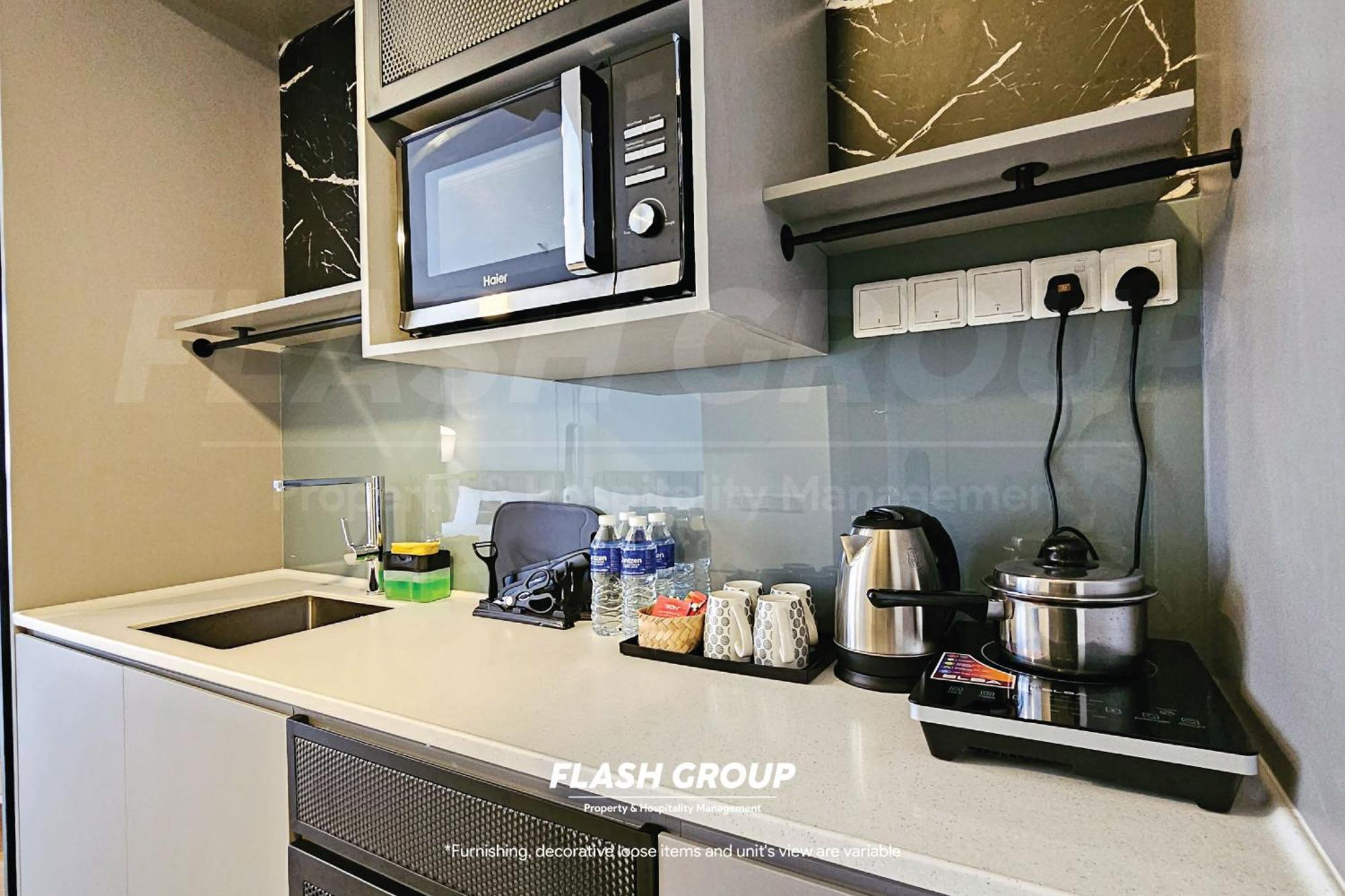 Forte Seasons Mossaz Premium Suites Петалинг Джая Екстериор снимка